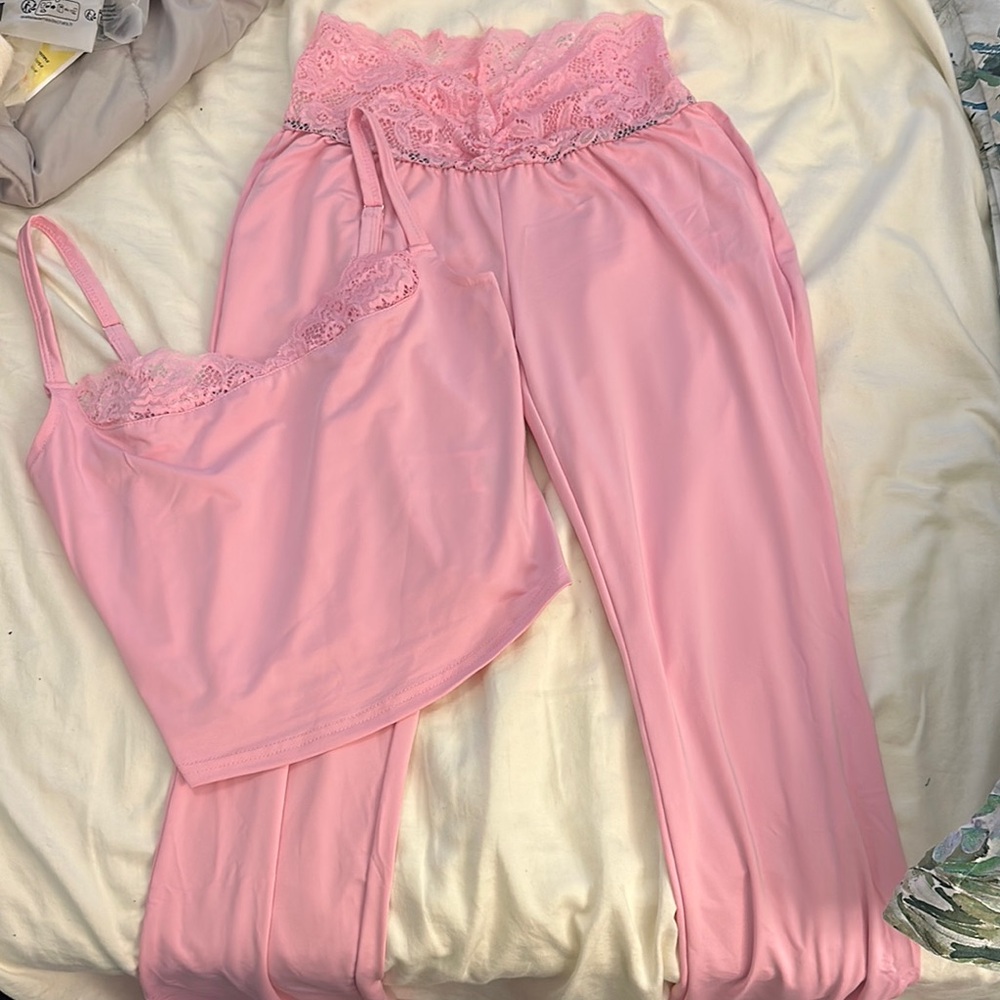 Pink Lace Trim Set